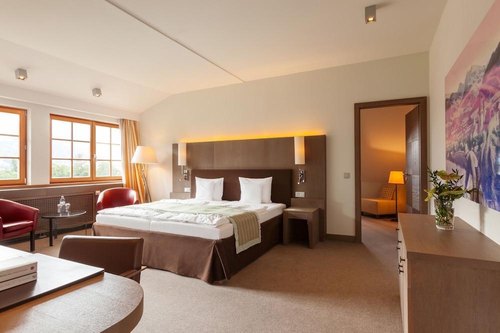 منتجع غراند سبا أروزا كيتزبوهيل المظهر الخارجي الصورة A typical hotel room