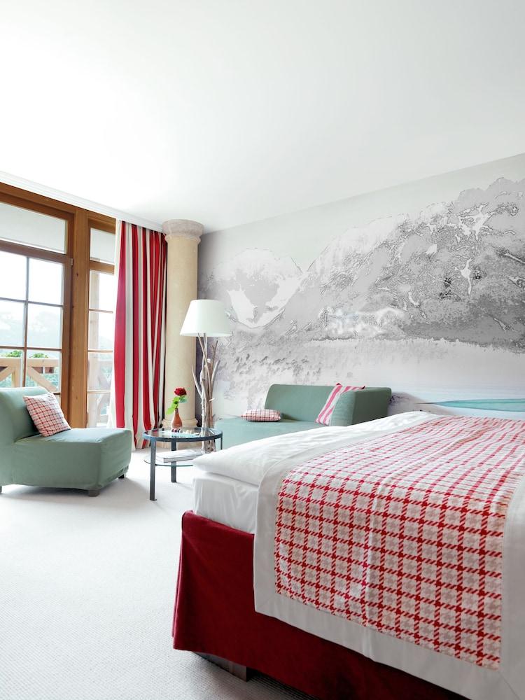 منتجع غراند سبا أروزا كيتزبوهيل المظهر الخارجي الصورة A room at the Hotel Axelmannstein